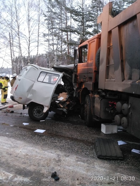 Страшная авария в Марий Эл: в столкновении с грузовиком погибла бригада "скорой помощи"